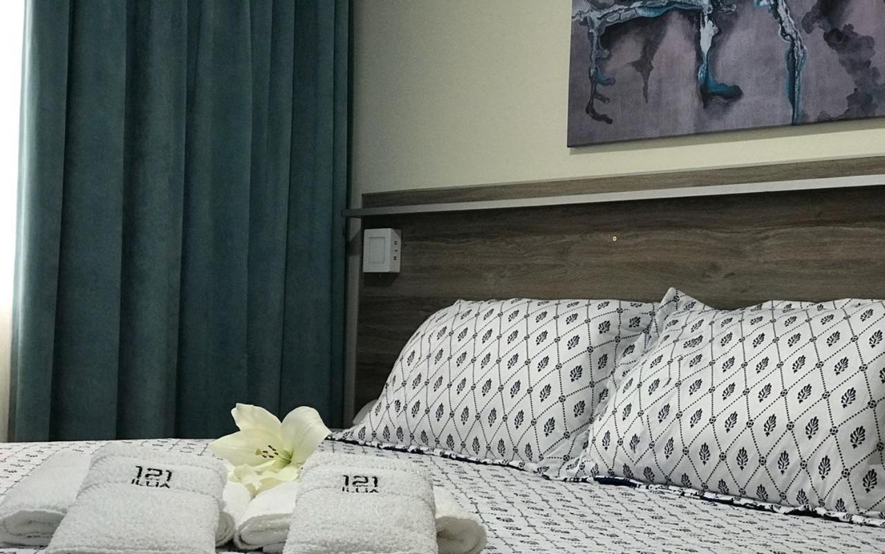 Illia 121 Apart Hotel Neuquén Dış mekan fotoğraf