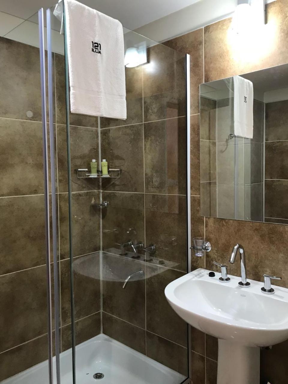Illia 121 Apart Hotel Neuquén Dış mekan fotoğraf
