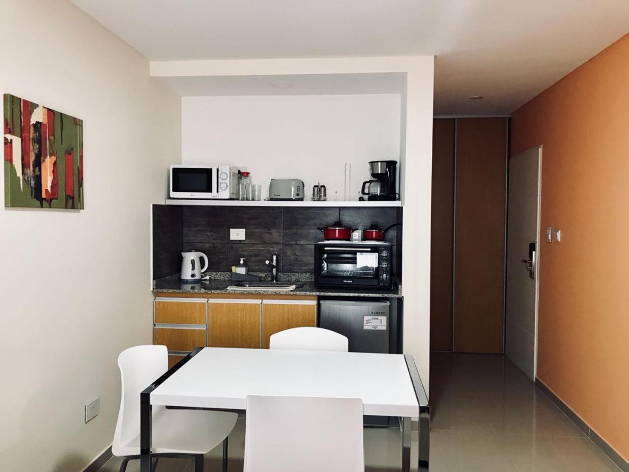 Illia 121 Apart Hotel Neuquén Dış mekan fotoğraf