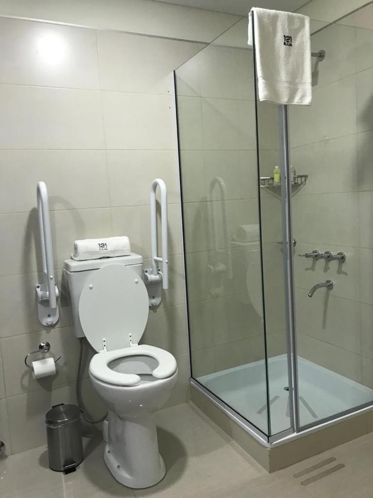 Illia 121 Apart Hotel Neuquén Dış mekan fotoğraf