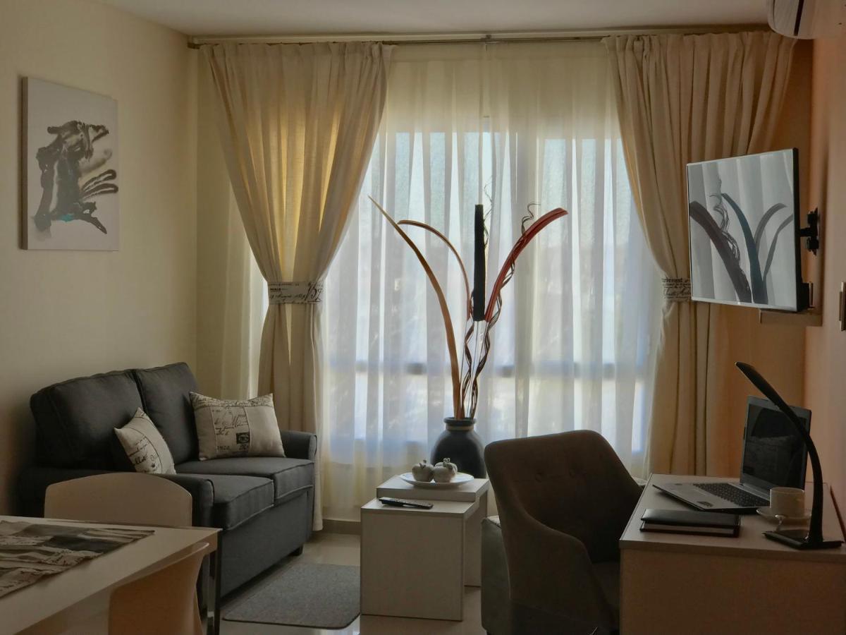 Illia 121 Apart Hotel Neuquén Dış mekan fotoğraf